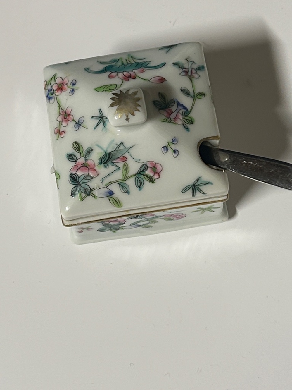 Antique China Floral Ceramic mustard jar with Lid not original spoon - Picture 4 of 9
